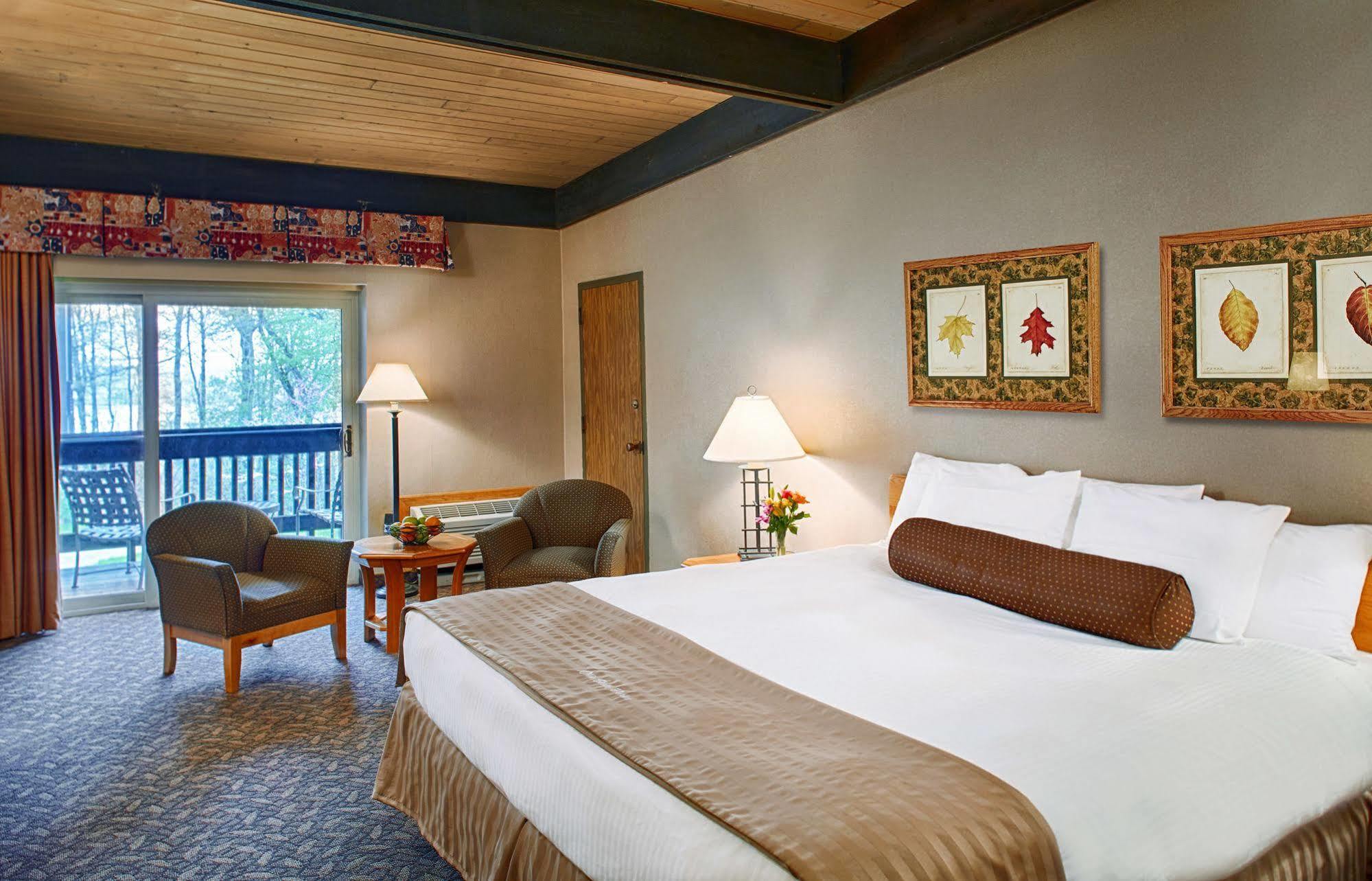 Mohican Lodge And Conference Center Perrysville Eksteriør billede
