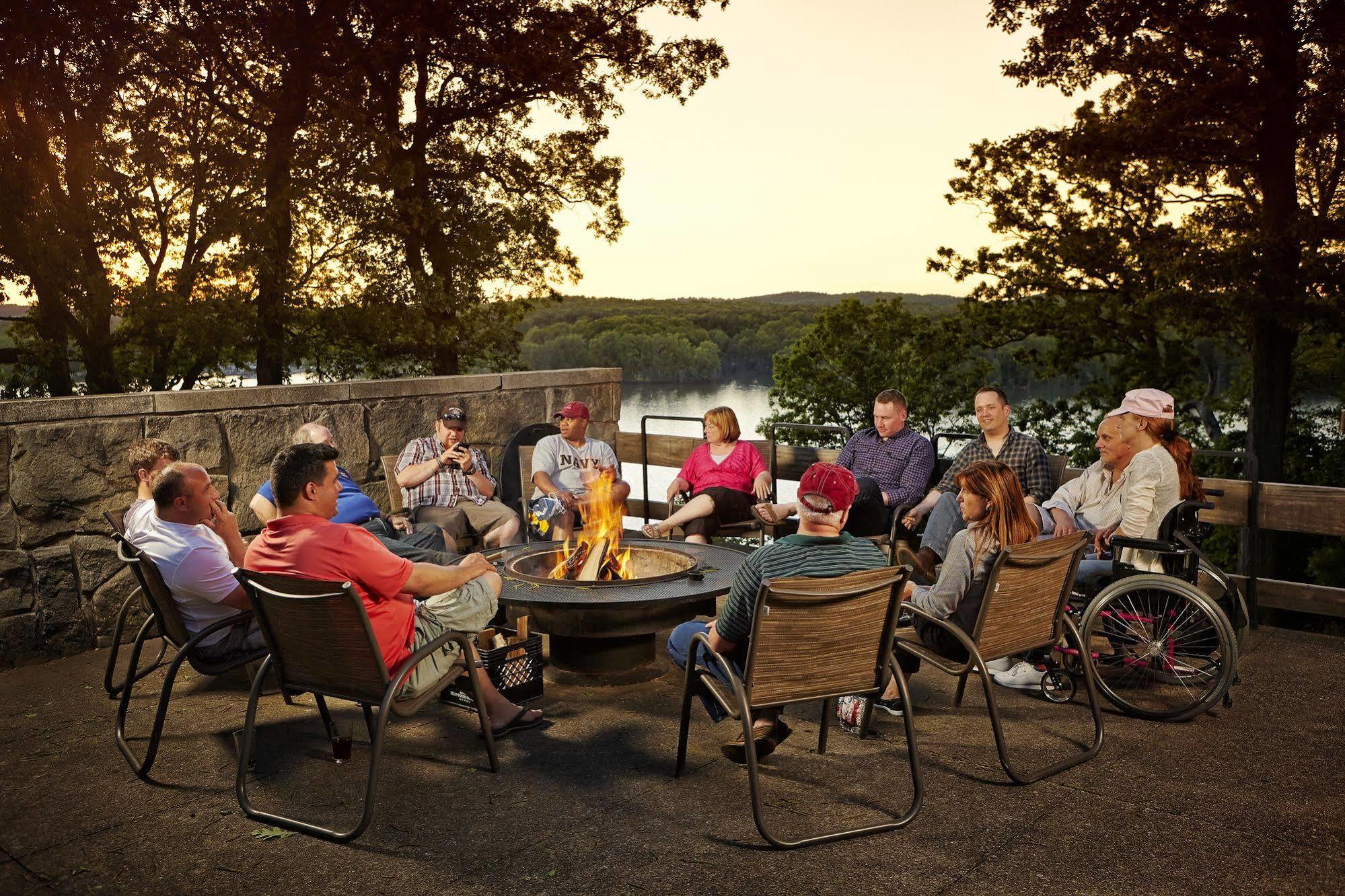 Mohican Lodge And Conference Center Perrysville Eksteriør billede