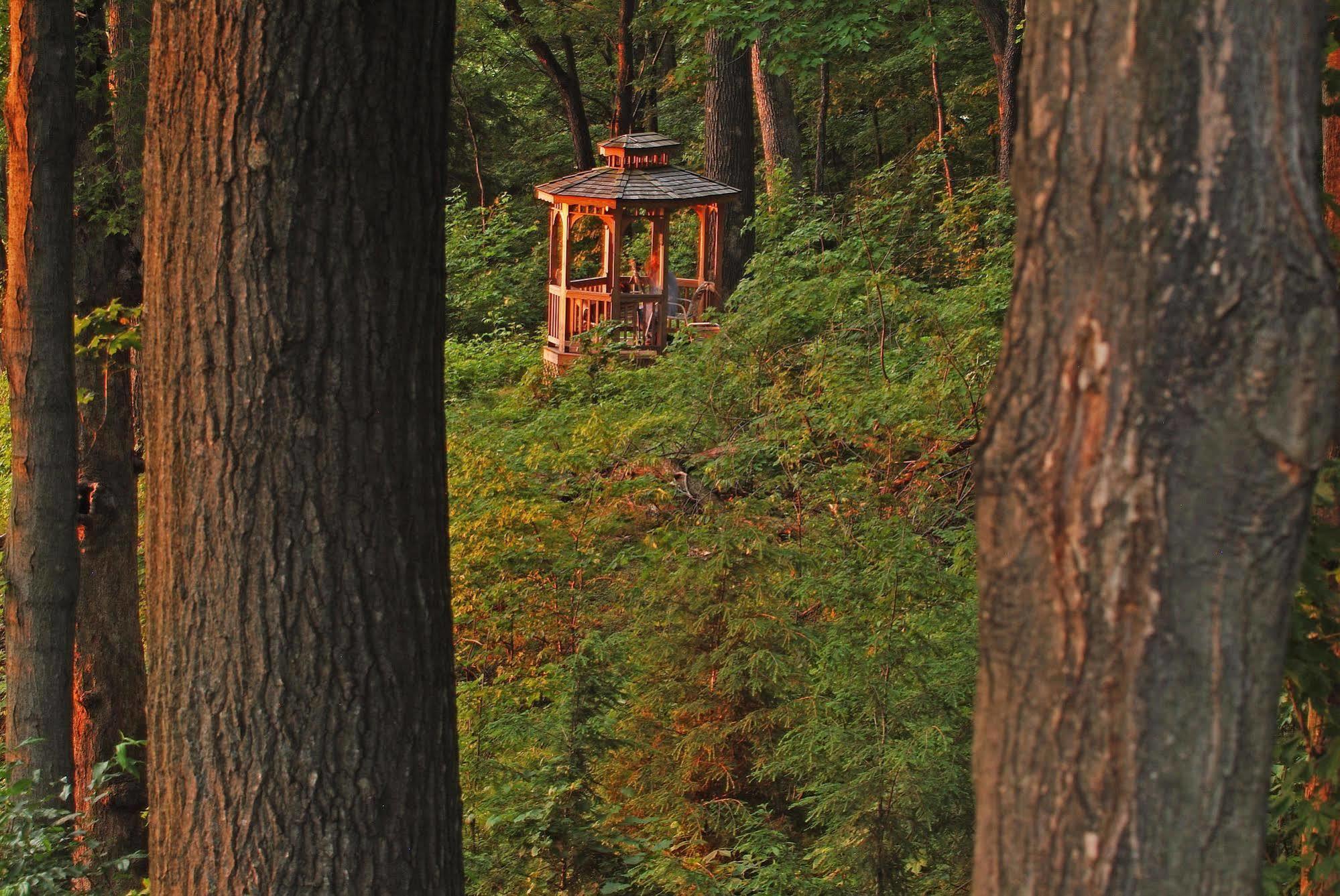 Mohican Lodge And Conference Center Perrysville Eksteriør billede